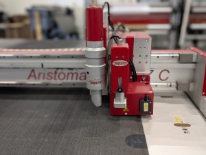 Ploter Aristomat TL1917 o polu roboczym 1900 x 1700 mm